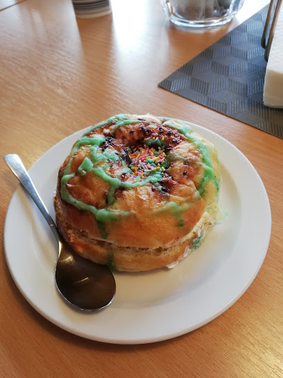 AF1QipMCdUfDrl5a 8qT9uVfk8Sc7NlYK3AZf1Bi5wvAw408 h544 k no