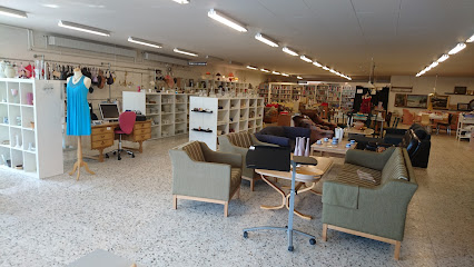 AF1QipNXA819CuVFyzsDBg2jDK0pbsJAa4suVzjPXT9gw426 h240 k no