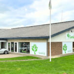 AF1QipNhS3fpGIgJbubY8CxM2sIR471YYfJDLiqEI4Iyw426 h240 k no