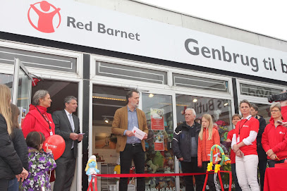 Red Barnet Genbrug - Lillerød 1 AF1QipNzk51 12TMMdGNn9 i WsMody7 uYgSlIffCsw408 h271 k no