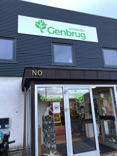 Genbrugsbutikker - Randers 1 AF1QipOE17dApHK85Pz2hzL LfcJpr3lcEm5qCAQGgMIw408 h544 k no