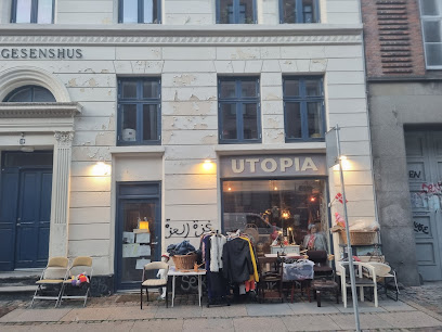 Utopia - København 1 AF1QipOhQ2jf1LzHlcSmV9l1y6Jie4gaMAYPc ZZdD4w408 h306 k no