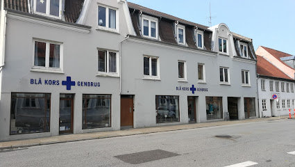 AF1QipOjl2AgoYez5Asj hSXv5ECYNjGPJ6Fgea6 KCEw425 h240 k no