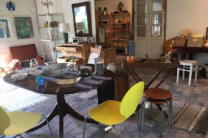 Antik og Genbrug + Galleri K – Fjellerup