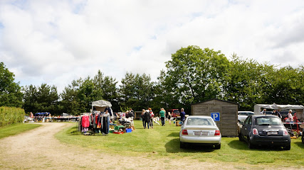 Højby Loppemarked - Nykøbing Sjælland 1 AF1QipP5EBTRK4wrxX 8xesOkqDqPYBVFE9put14HNPjw427 h240 k no