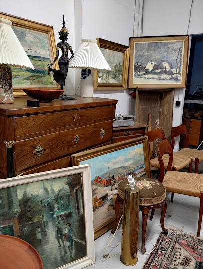 AF1QipPErDi X2L5GGFjDqh8sfTW463h4h6trgqcq DNw408 h541 k no