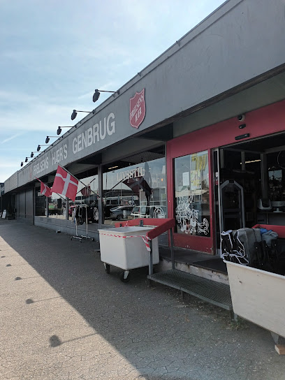 Frelsens Hærs Genbrug i Vejle - Vejle 1 AF1QipPGRsSqJuVPAThYPnryTrN23IkSP5 F1wMLELaRw408 h544 k no